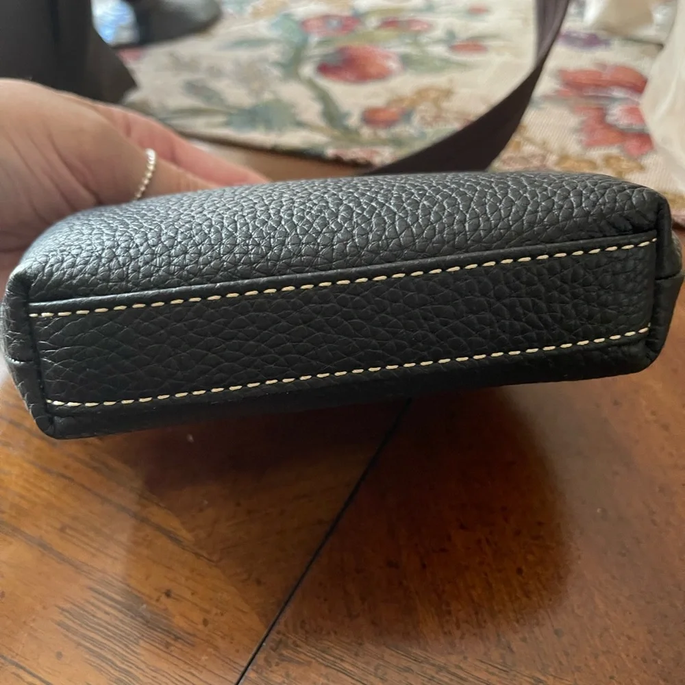 Dooney Bourke Wallet - Picture 5 of 5